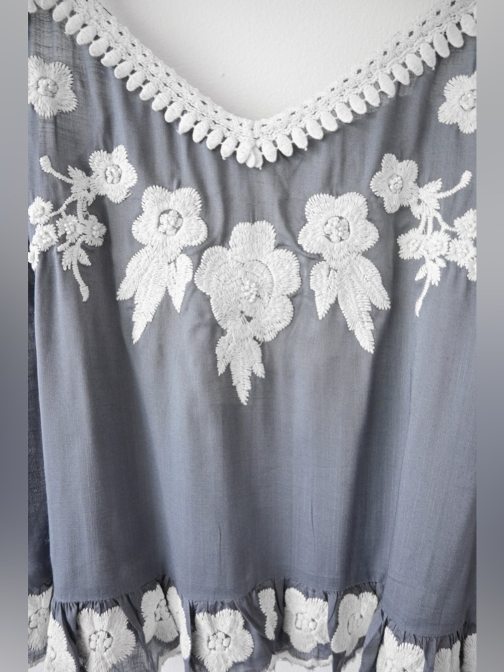 RAGA Floral Embroidered Blouse, New With Tags - Picture 2 of 4